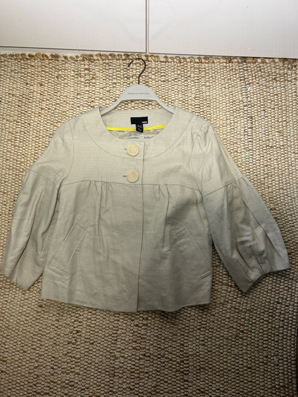 H&M Light Cream Cropped Blazer with Button Detail